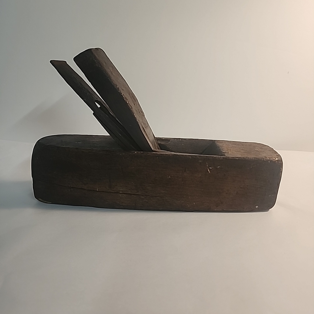 Vintage Antique WP WARD Wood Plane Warranted 2.5" Cast Steel Flat Coffin Planer
